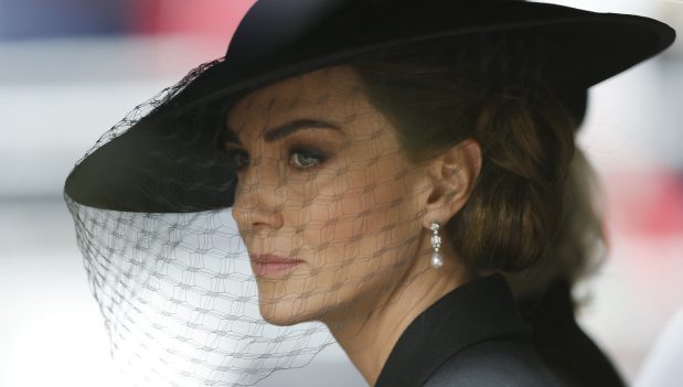 Kate Middleton Announces Cancer Diagnosis in New Video