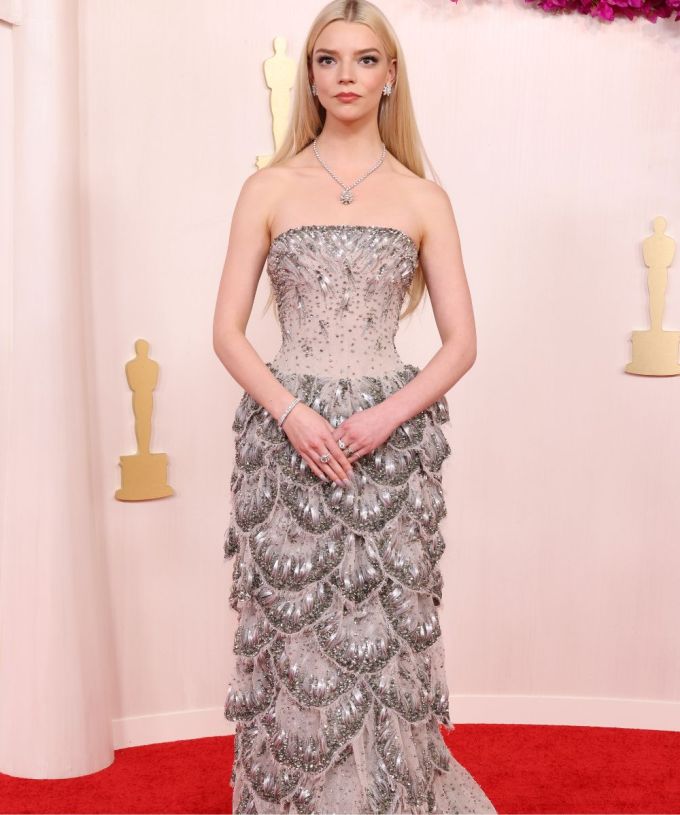 Oscars Red Carpet 2024: Photos of the Arrivals