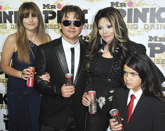 Michael Jackson’s Kids: Pics Paris, Prince & Blanket