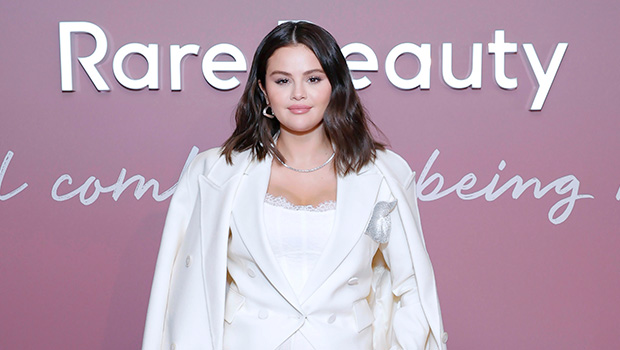 Selena Gomez Stuns in Makeup-Free Post-Valentine's Selfie