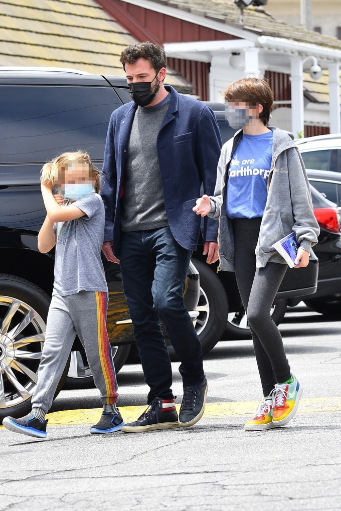 Jennifer Garner, Ben Affleck and Kids: See Their Family Photos