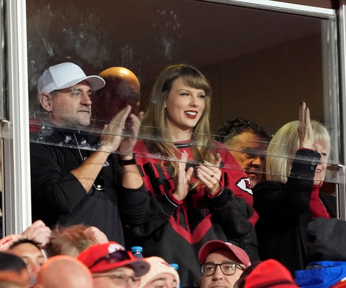 Taylor Swift at Travis Kelce’s Games: Photos of Her Cheering Him On