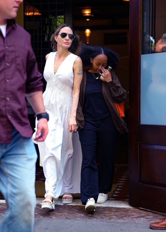 Angelina Jolie & Her Kids: Photos of Them on Fun Outings