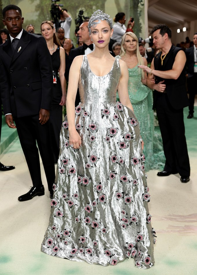 Met Gala Red Carpet 2024: Photos of Celebrity Arrivals