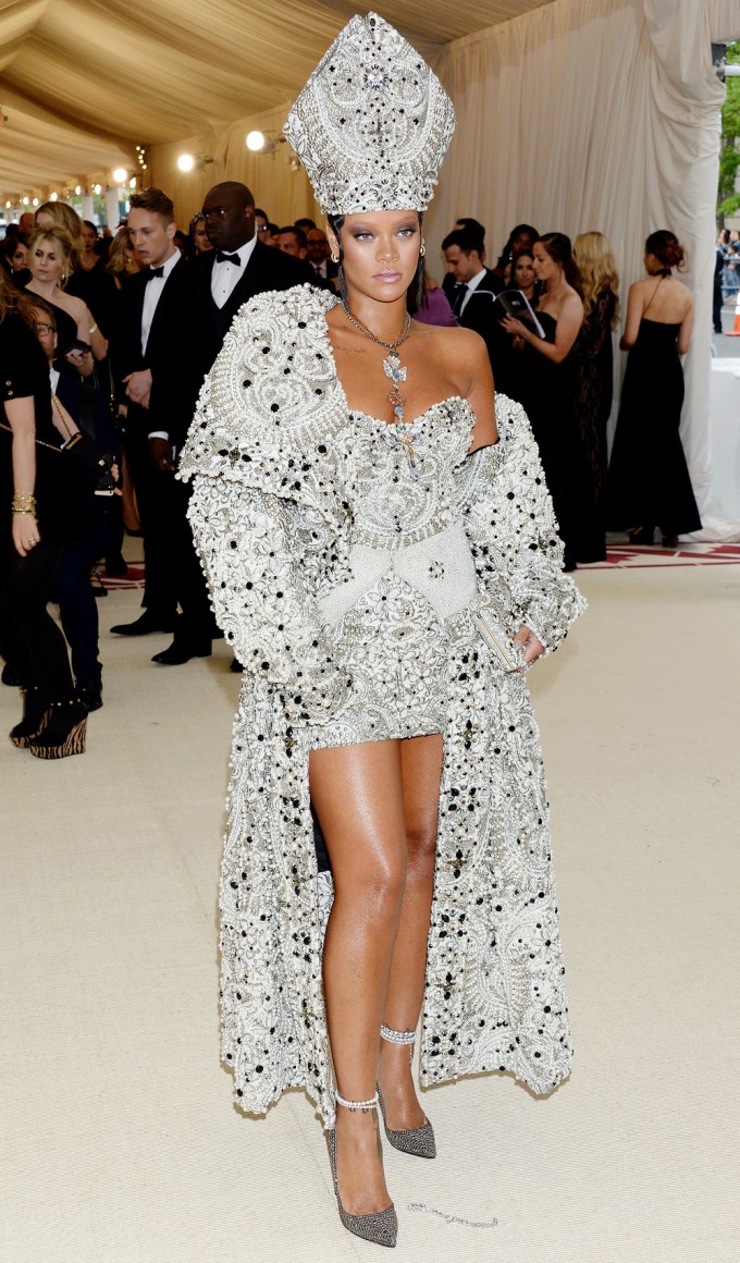 Rihanna’s Met Gala Looks Through the Years: Photos