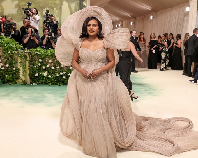 Met Gala Red Carpet 2024: Photos of Celebrity Arrivals