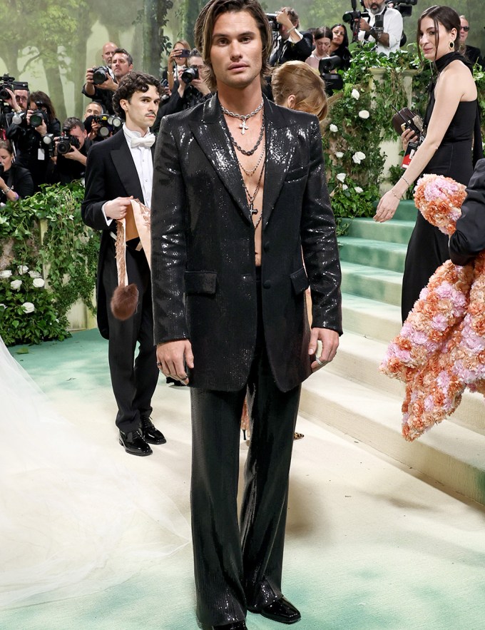 Met Gala Red Carpet 2024: Photos of Celebrity Arrivals