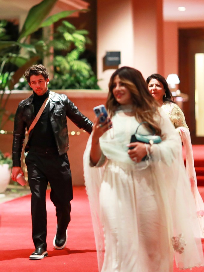 Priyanka Chopra & Nick Jonas: Photos of the Couple