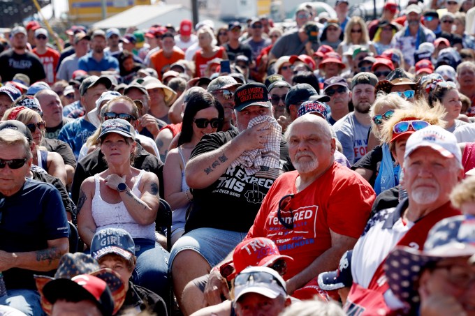 Photos From Donald Trump Rally Where Shots Were Fired