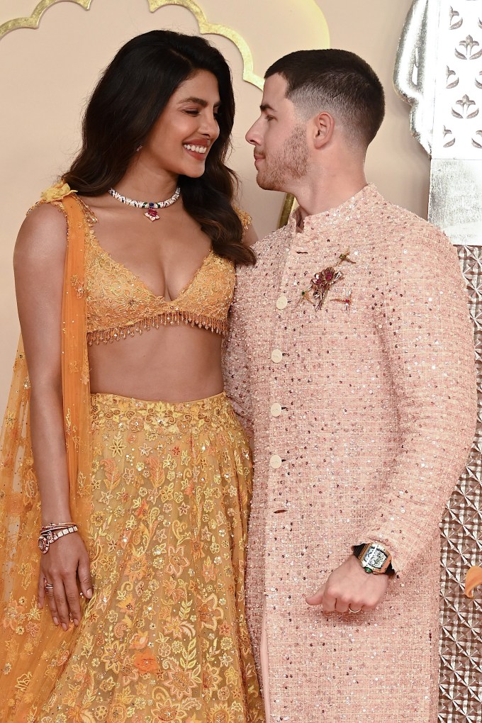 Priyanka Chopra & Nick Jonas: Photos of the Couple