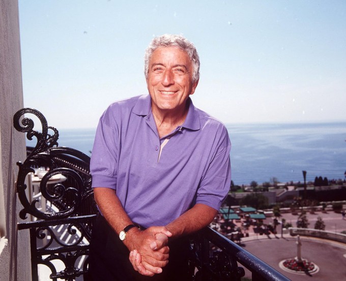 Tony Bennett Young: Photos of the Singer