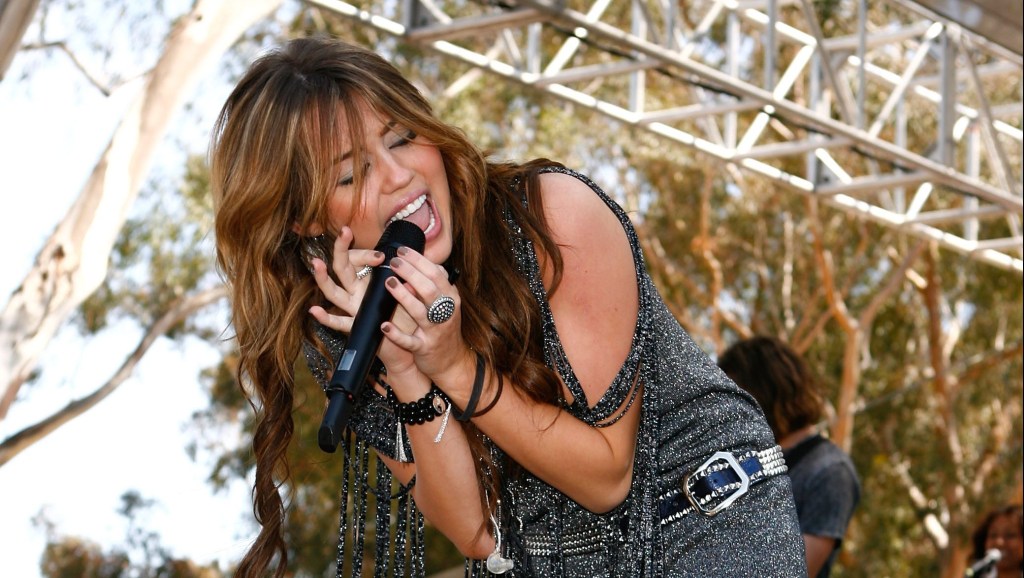 Miley Cyrus Young: See Photos of the StarThrough the Years