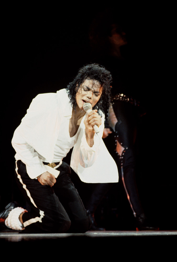 Michael Jackson — Photos of the Late Singer