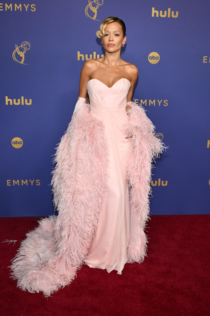 2024 Emmy Awards Red Carpet: Photos of Celebrity Arrivals