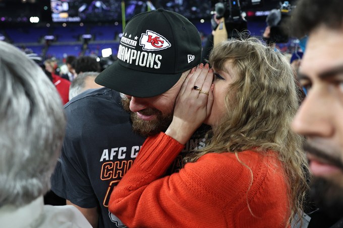 Taylor Swift at Travis Kelce’s Games: Photos of Her Cheering Him On