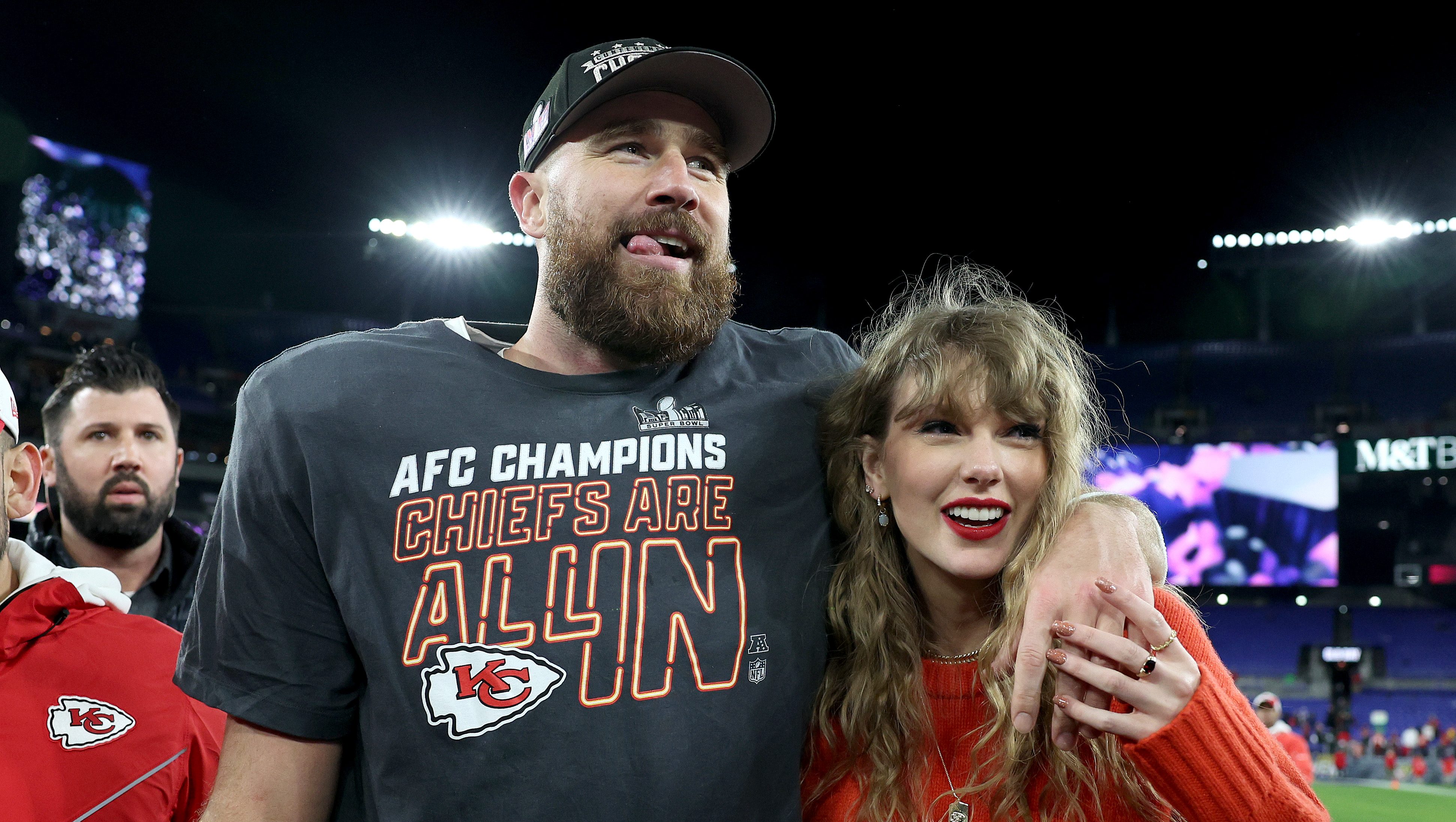 Taylor Swift Attends Travis Kelce’s Chiefs vs. Ravens Game: Photos