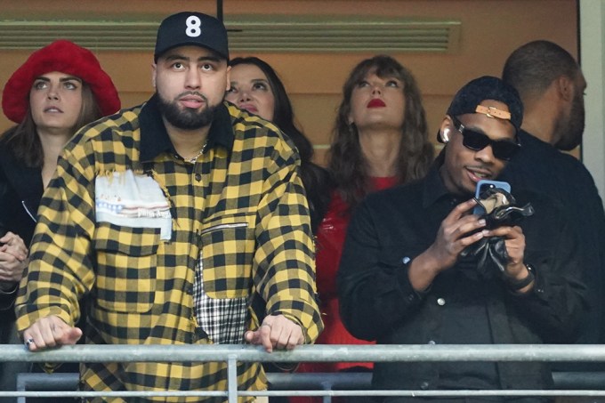 Taylor Swift at Travis Kelce’s Games: Photos of Her Cheering Him On