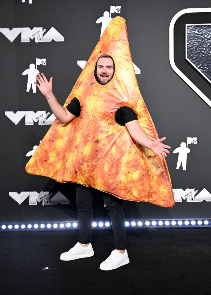 Wildest VMAs 2024 Outfits: Red Carpet Photos of the Craziest Looks