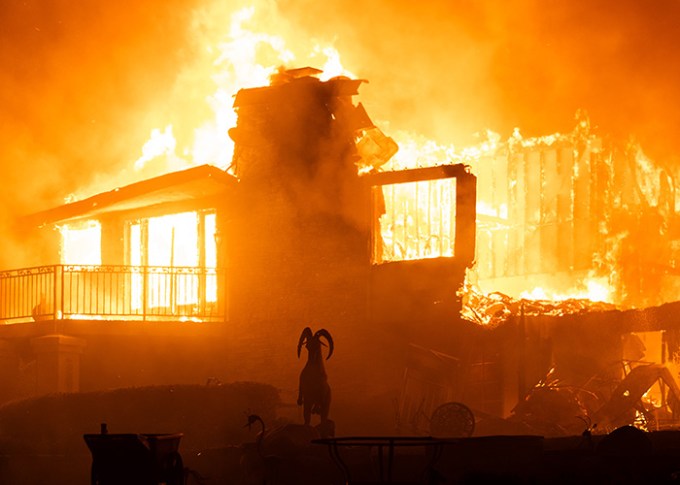 Mountain Fire Near Los Angeles: Ventura County Wildfire Photos