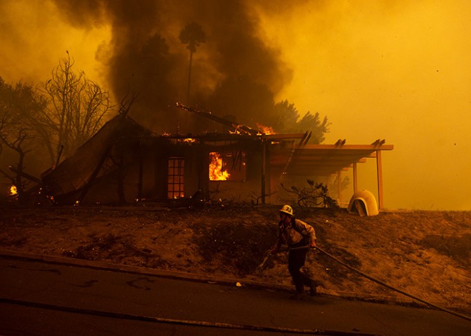 Mountain Fire Near Los Angeles: Ventura County Wildfire Photos