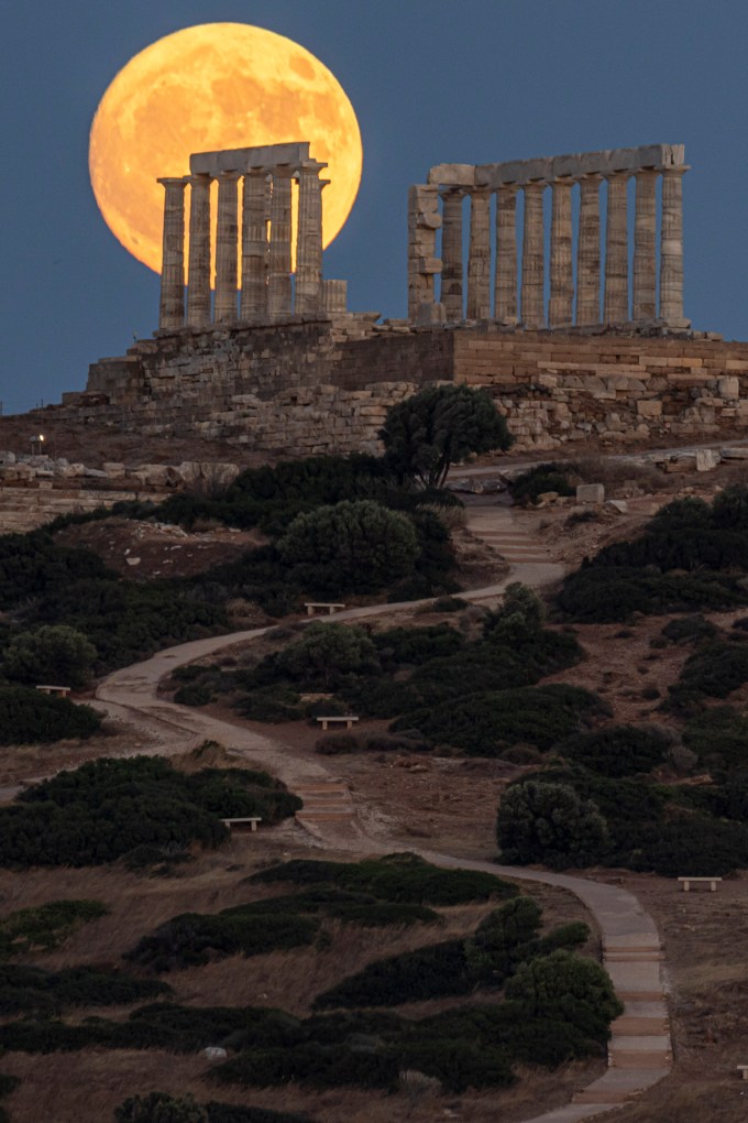 The 2024 Supermoons: Photos