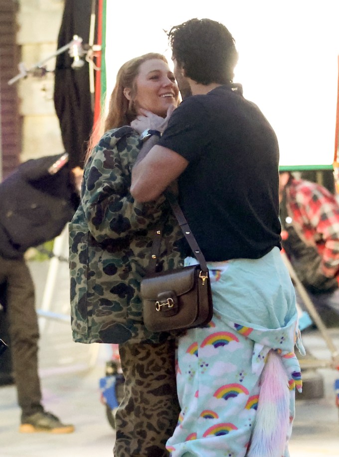 Blake Lively & Justin Baldoni on Set of ‘It Ends With Us’: Photos