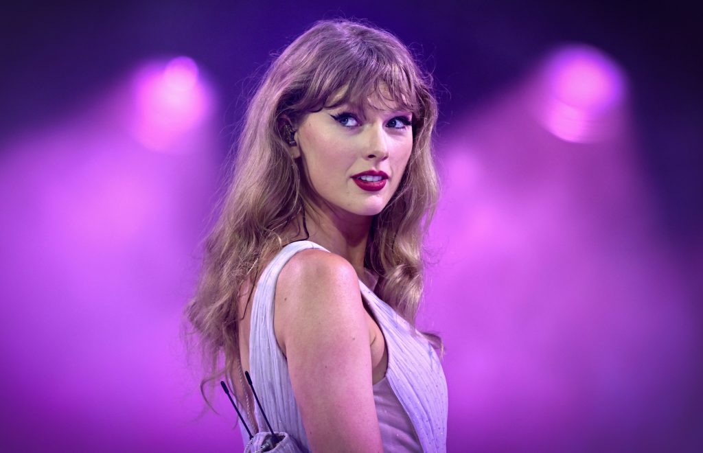 Famous Birthdays Today — December 13: Celebrity Taylor Swift & More