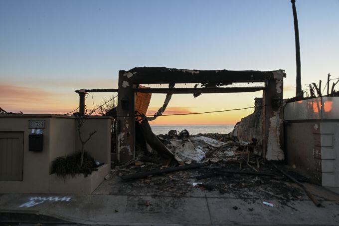 Celebrity Homes After California Fires: Photos of Burned Houses