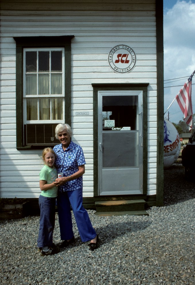 Amy Carter Today: Photos of Jimmy Carter’s Daughter Then & Now