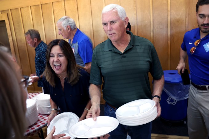 Karen Pence Photos: Pictures of Mike Pence’s Wife