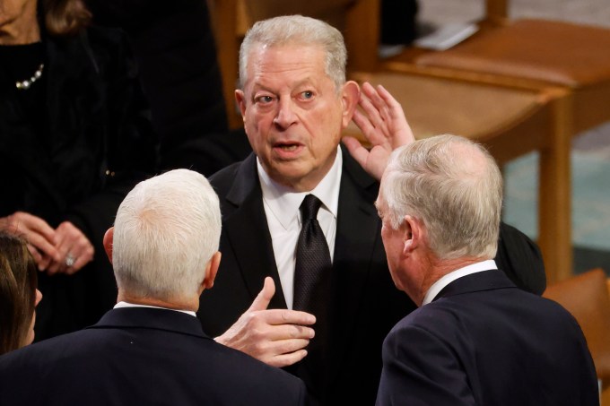 Politicians at Jimmy Carter’s Funeral: Pictures on Day of Mourning